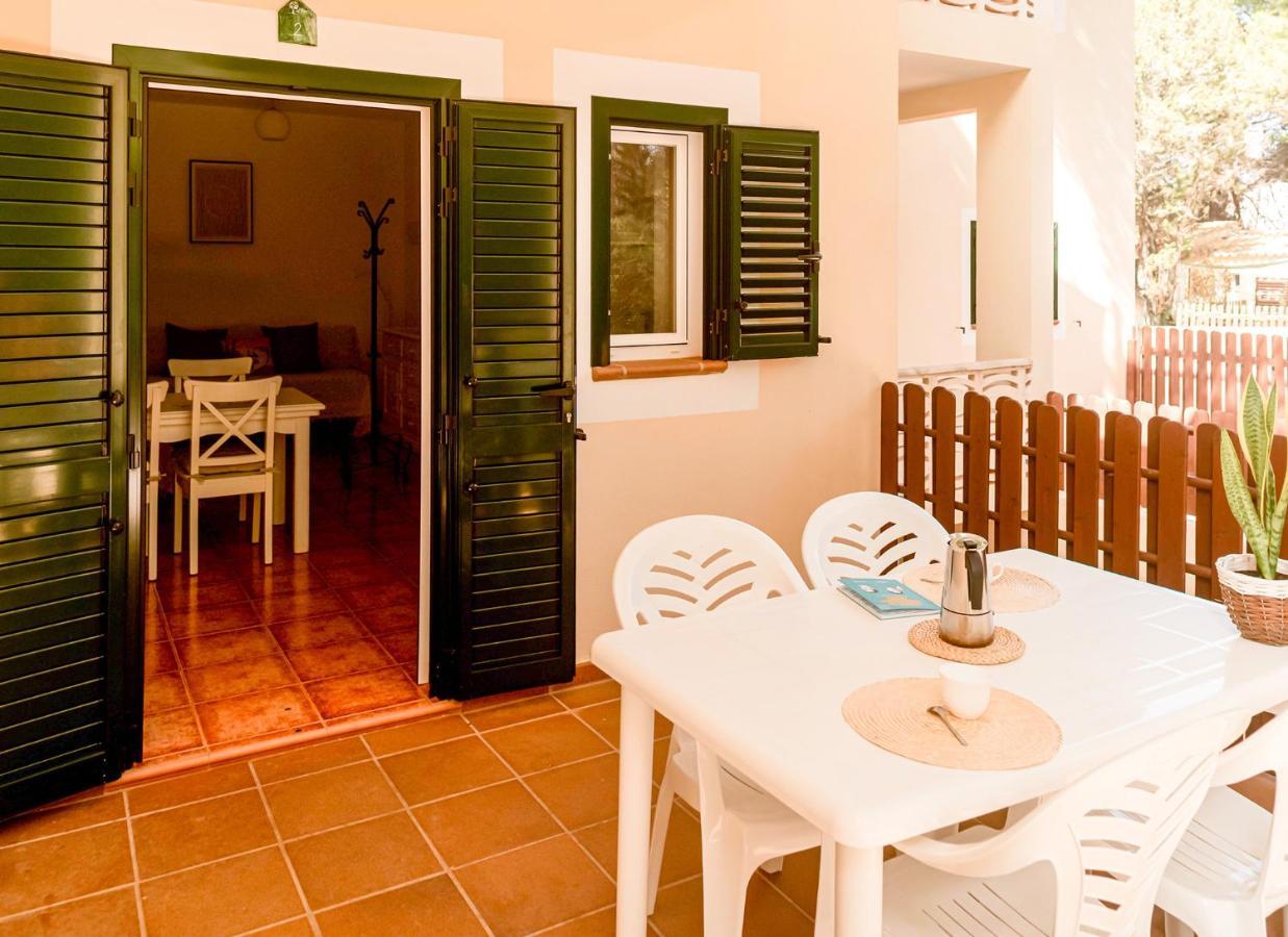 Apartamentos El Pino - Formentera Break Es Caló Buitenkant foto