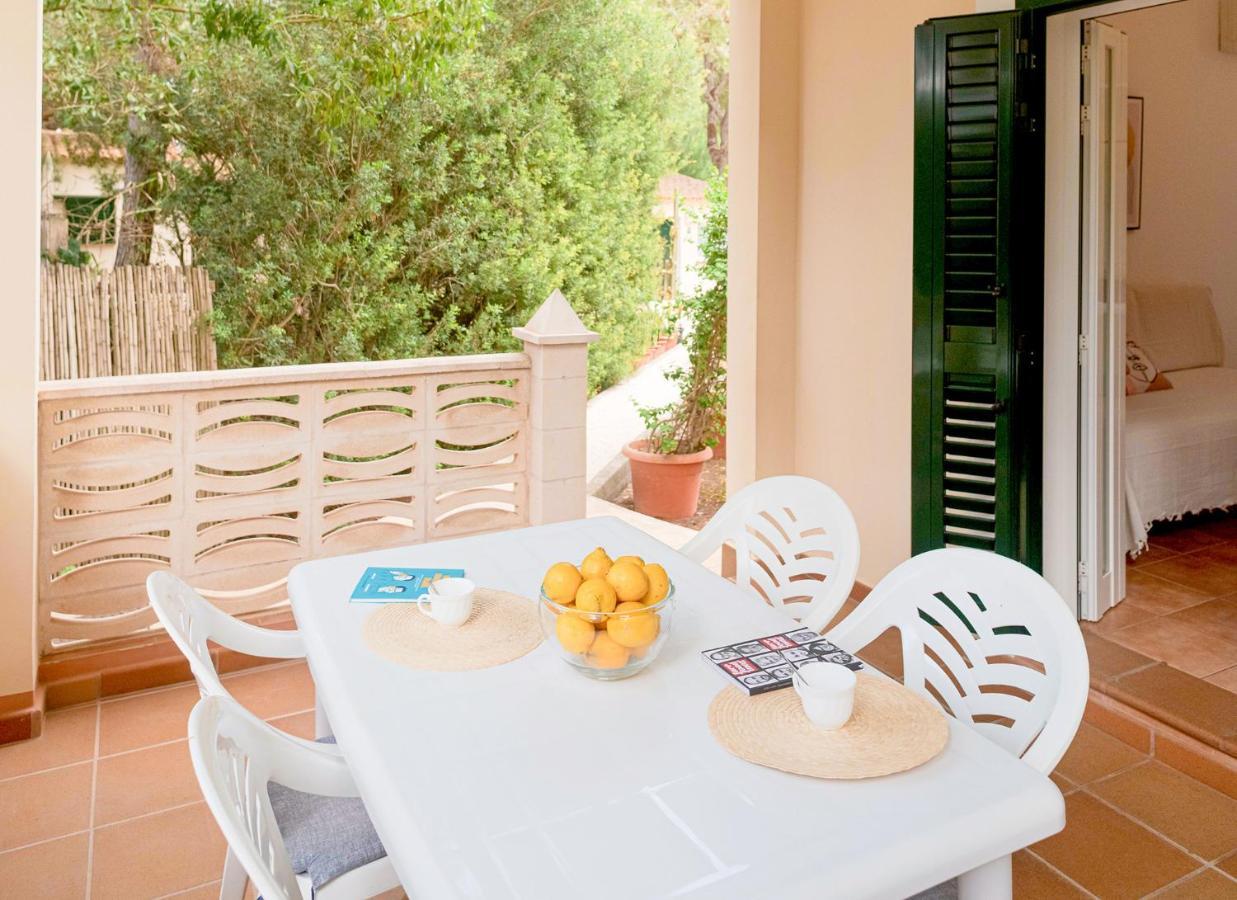 Apartamentos El Pino - Formentera Break Es Caló Buitenkant foto